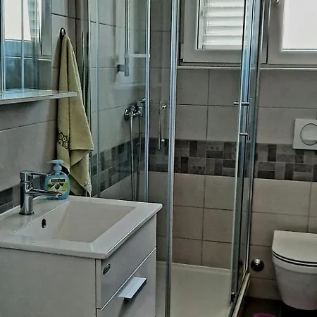 Nada Apartment *