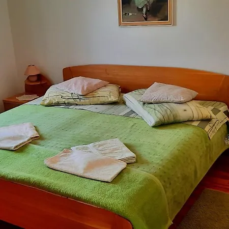 Nada Apartment *