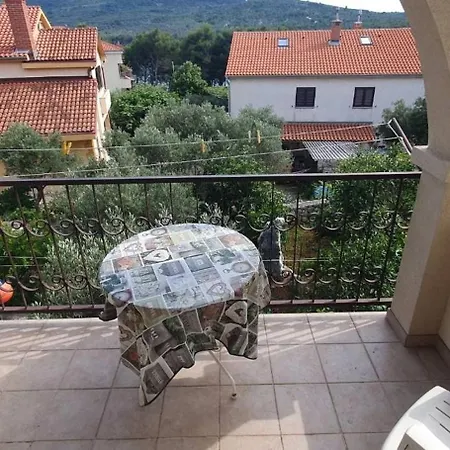 Apartment Nada Cres